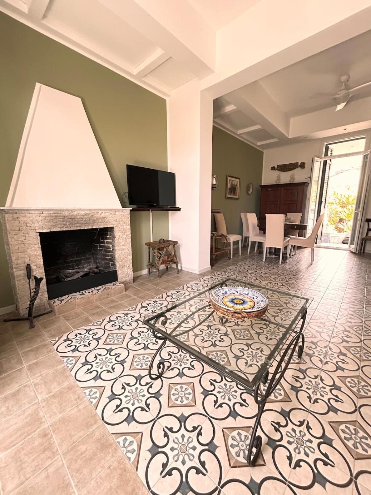 Due Mari Mondello With Private Pool Villa *