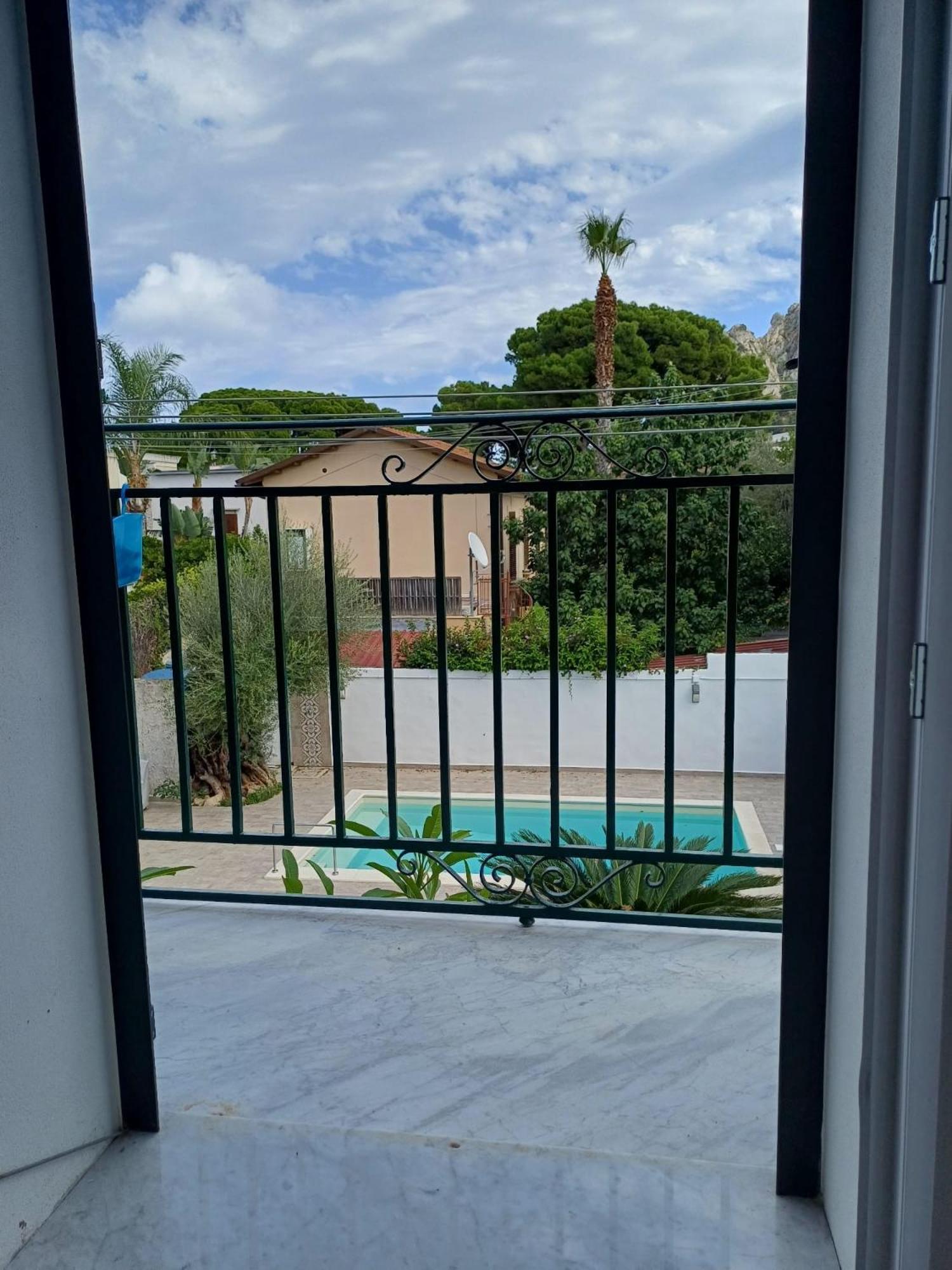 Villa Due Mari Mondello With Private Pool Palermo